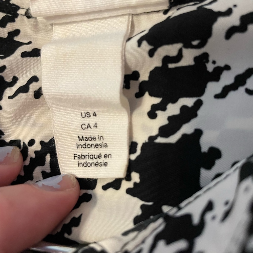 Richard Allen x H&M Patterned Button Down - Picture 6 of 6